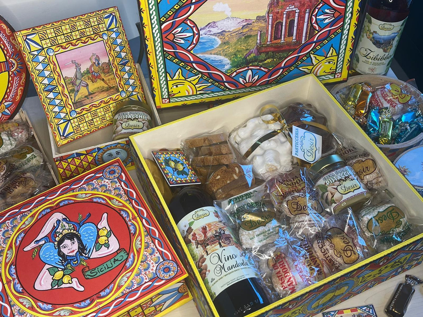 Box Sicily